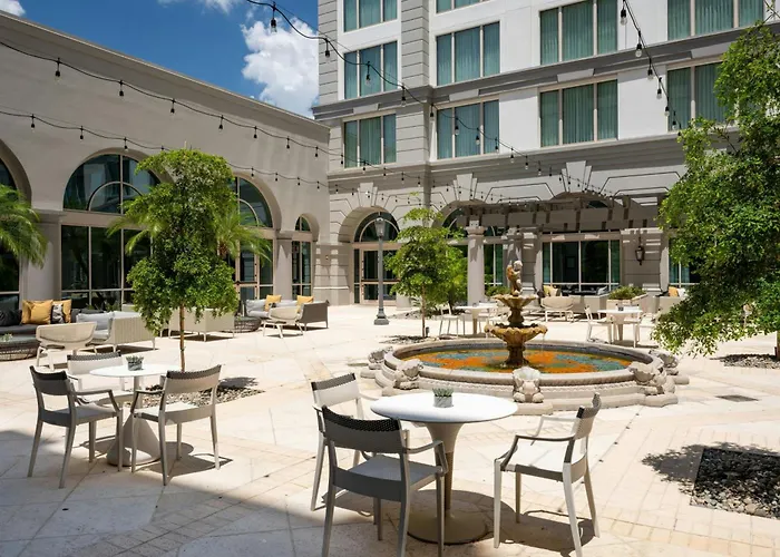Renaissance Tampa International Plaza Hotel